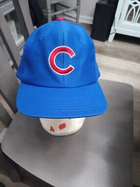 Vintage 90's Chicago Cubs MLB Cap